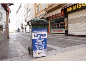 Fatsa’da Caddelere Tıbbi Atık Kutusu Yerleştirildi