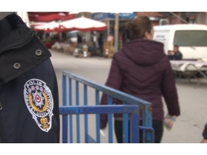 Eskişehir’de Virüs Yasağı Dinlemeyen Şahıslara Ceza