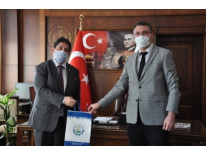 Erzurum Ticaret Borsası Başkanlığı, Hükümlü Yakınlarına Gıda Yardımında Bulundu