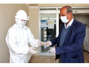 Karantinada Camiye Bağış Yaptılar