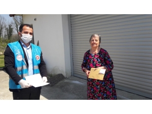 Evde Kalanlara Moral Ve Motivasyon Veriliyor