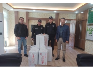 Besni Belediyesi 30 Bin Adet Meşke Dağıttı