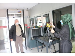 Valiliğe Girişler Termal Kamera İle Ölçülüyor