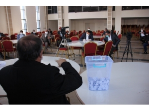 Hakkari’de 10 Daimi Personel Alımı İçin Kura Çekildi