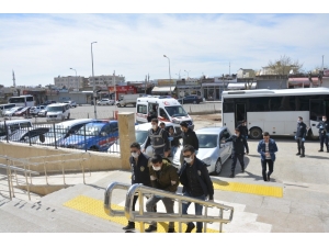 Yengelerini Öldüren 2 Kardeş 5 Yıl Sonra Yakalandı