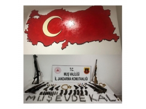 Muş’ta Çok Sayıda Silah Ve Mühimmat Ele Geçirildi