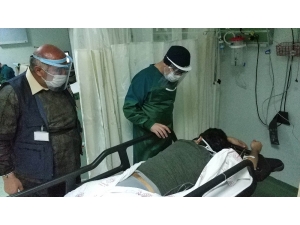 Üvey Oğlunun Silahlı Saldırısına Uğrayan Baba İle Oğlu Hastanelik Oldu