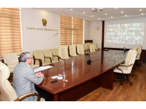 Vali Deniz Kaymakamlar Ve Belediye Başkanlarıyla Toplantı Yaptı