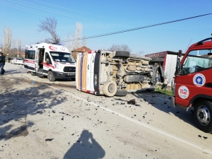 Antalya’da Trafik Kazası:2 Yaralı
