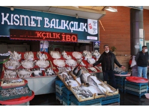 Mevsimin Son Balıkları Elde Kaldı