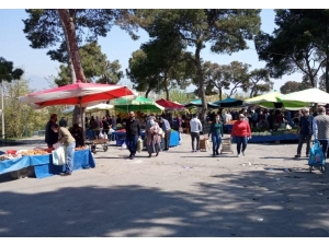 Konak’ta Pazarlara Yasak Ayarı