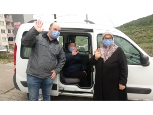 Korona Virüsle Mücadelede Hüzün Ve Sevinç Bir Arada