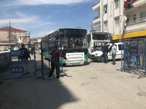 Iğdır B Tipi Kapalı Ceza İnfaz Kurumunda Tahliyeler Başladı