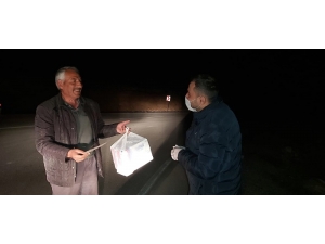 Emirdağ Belediyesi Köylere Maske Ve Eldiven Dağıtıyor