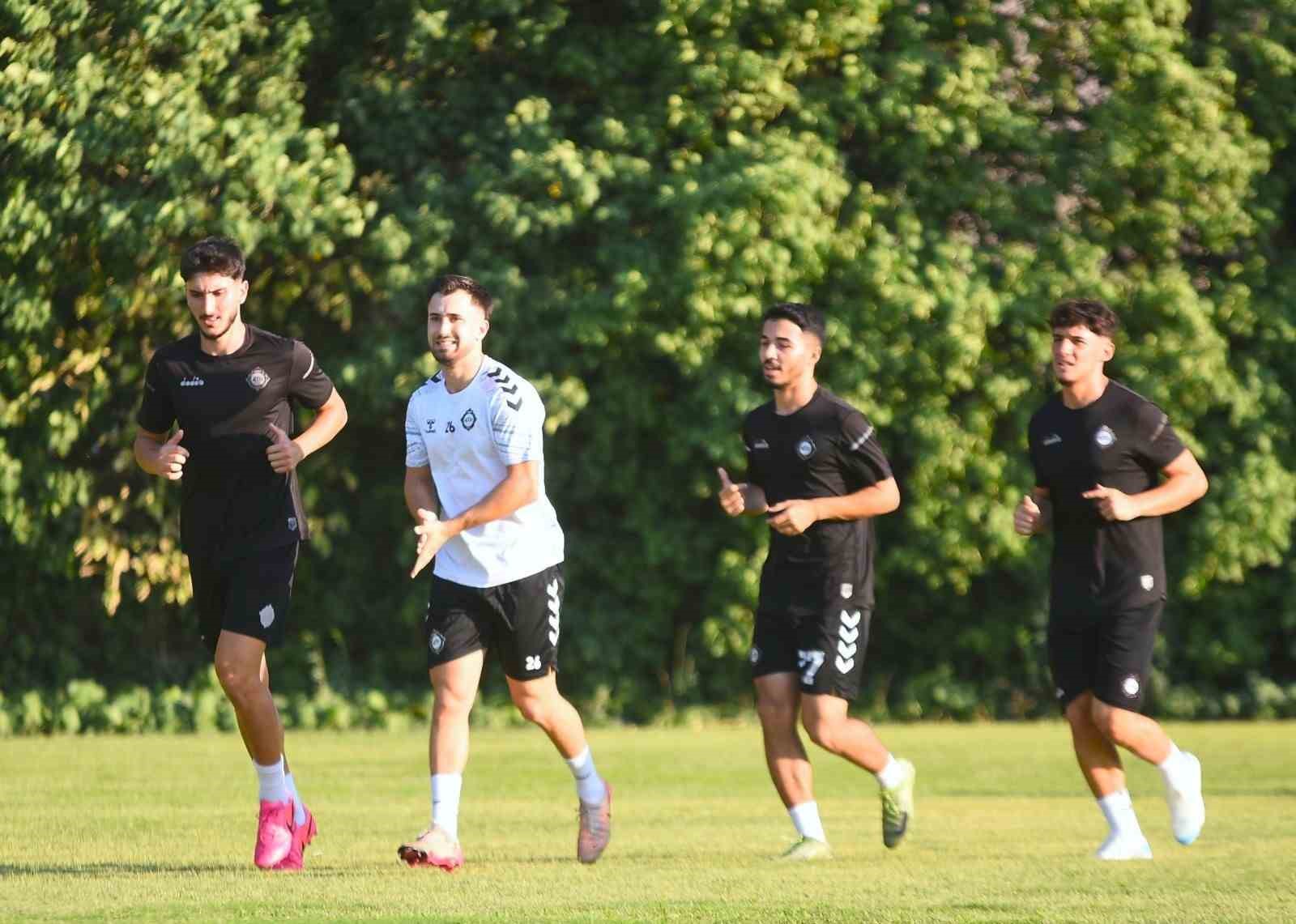 altay-eksiklerle-calismalarini-surduruyor