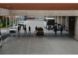 Denizli’de Mahkumlar Tahliye Edilmeye Başladı