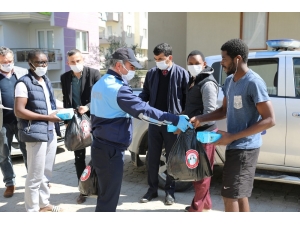 Yabancı Uyruklu Öğrencilere Yemek Yardımı