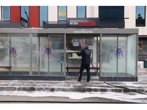 Erzincan’da Cadde Ve Sokaklar Dezenfekte Edildi