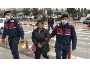 Genç Kadın Uyuşturucu Ticaretinden Tutuklandı