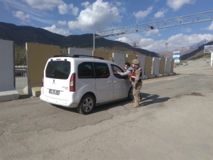 Kozluk’ta İki Bina Korona Virüs Nedeni İle Karantinaya Alındı