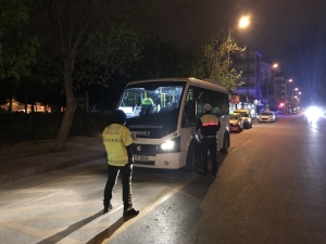 Minibüsler Korona Denetiminden Geçti