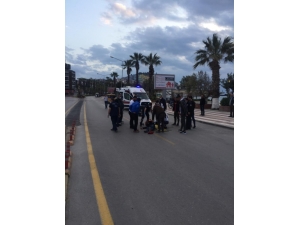 Motosiklet Yayaya Çarptı; 2 Yaralı