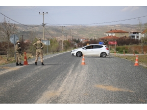 Elazığ’da Bir İlçeye Giriş Çıkış Yasaklandı