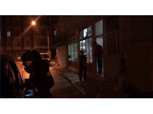 Pompalı Tüfekle İş Yerini Kurşunladılar, O Anlar Kameraya Yansıdı