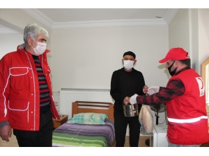 Bingöl’de Kimsesiz Yaşlı Adama, Devlet Sahip Çıktı