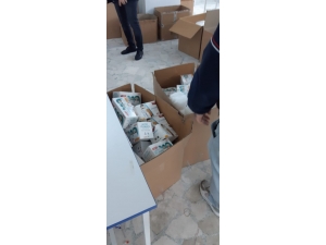 Çekmeköy’de 7 Bin 600 Adet Kaçak Üretilmiş Maske Ele Geçirildi