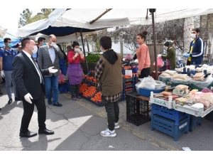 Başkan Beyoğlu Kadın Semt Pazarında Denetimlerde Bulundu