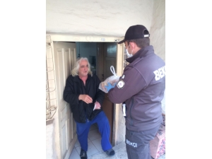 Mahallenin Evlatları Yaşlıları Unutmuyor