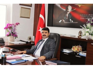 Kaymakam Coşkun Bir Maaşını Milli Dayanışma Kampanyasına Bağışladı