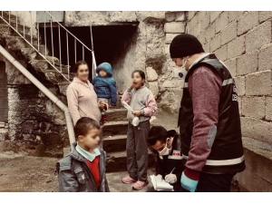 Ürgüp Belediyesi’nin Vefalı Ekibi Yardımdan Yardıma Koşuyor