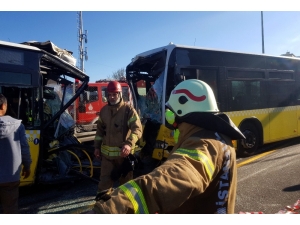 Avcılar’da Metrobüs Kazası: 4 Yaralı