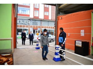 Vali Mustafa Masatlı, Korona Virüs Tedbirleri Kapsamında Kapalı Halk Pazarını Denetledi