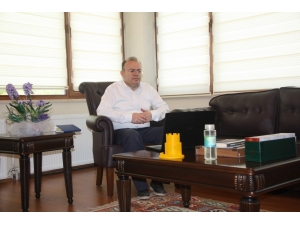 Sosyal Yardımlaşma Vakfı, Korona Virüsten Etkilenenler İçin Seferber Oldu