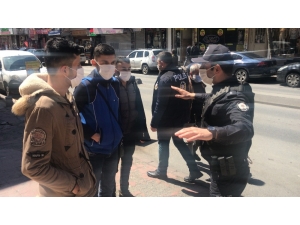 Sosyal Mesafe Denetiminde İlginç Diyalog