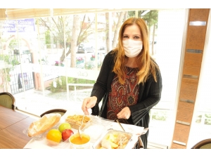 Balçova’da Dayanışma Menüsü