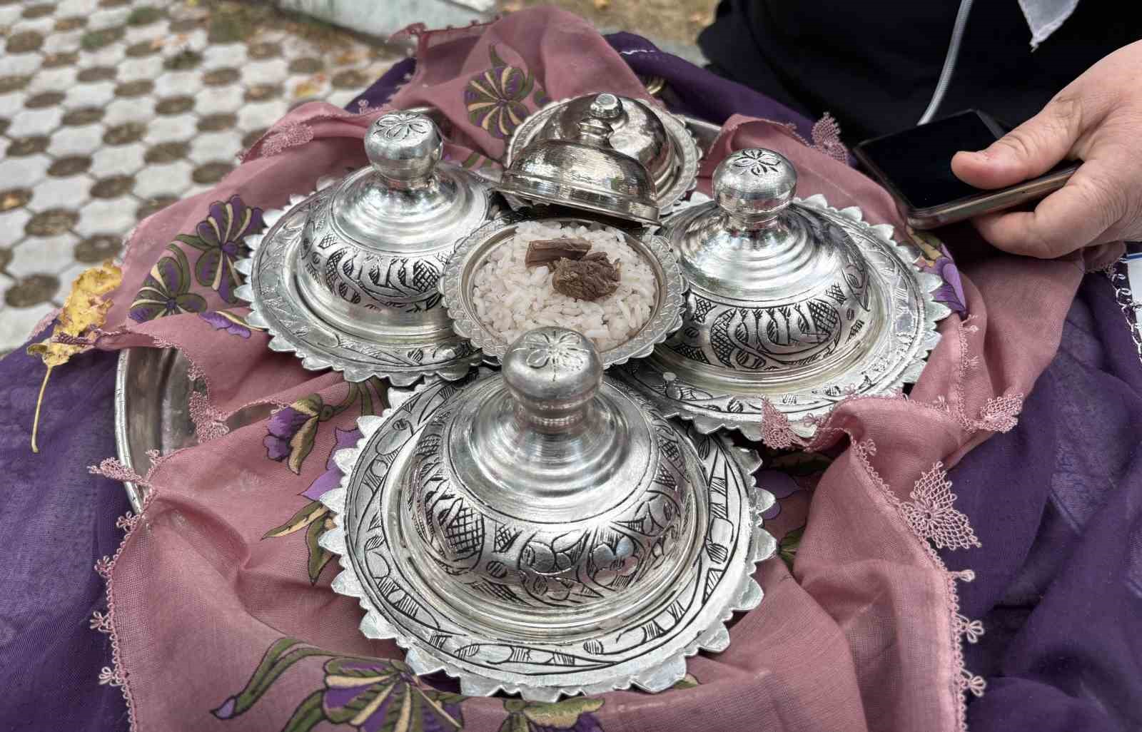 kadinlar-ilcenin-cografi-isaretli-pirincinden-en-lezzetli-pilavi-yapmak-icin-yaristi