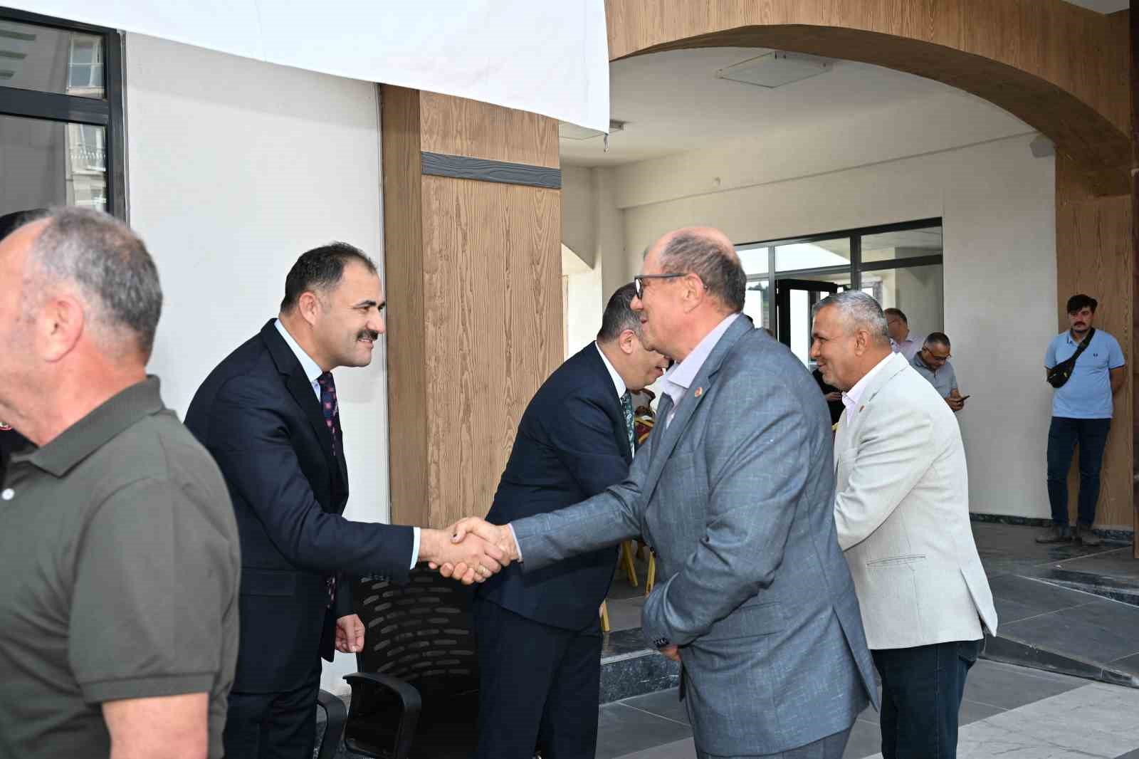demirci-de-geleneksel-bayramlasma-programina-yogun-katilim