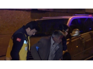 Yere Düşüp Kanlar İçinde Kalan Adamı Şans Eseri Polisler Fark Etti