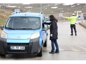 Erzurum’da Polis Denetimleri Sürüyor