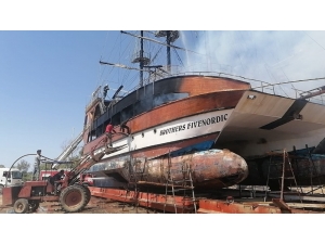 Antalya’da Katamaran Yangını