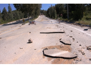 Su Borusu Bomba Gibi Patladı, Taş Üstünde Taş Kalmadı