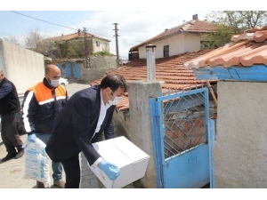 Toplanan Yardımlar İhtiyaç Sahiplerine Ulaştırılıyor