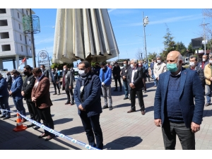 Fındıklı İlçesinde Kadın Cinayetine Kurban Giden Gamze Pala Son Yolculuğuna Uğurlandı