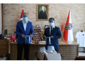 Manisa Bilsem’den Emniyet Mensuplarına Siperlik Maske