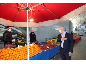 Başkan Büyükgöz Semt Pazarını Denetledi