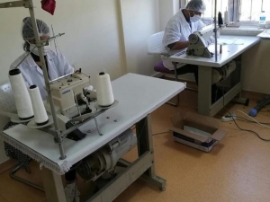 Devlet Koruması Altında Olan Kadınlar Ve Çocuklar Maske Üretiyor